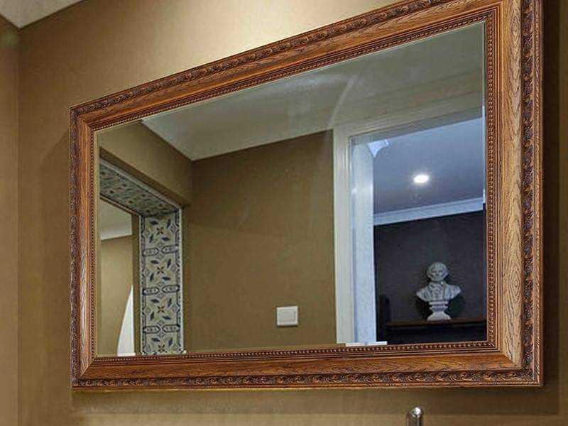 Почему нельзя хранить старые зеркала и как правильно их выбрасывать?