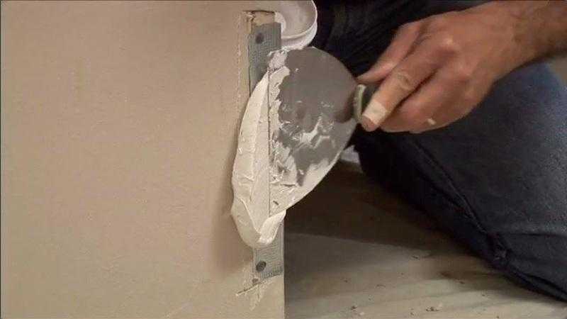 Как шпаклевать углы стен правильно: 3 способа отделки