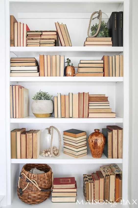 17 интересных идей по организации пространства для книг в квартире