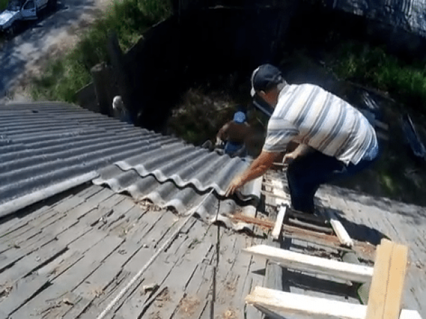 Как отремонтировать крышу из шифера: своими руками, трещины, старую, от протекания, современными материалами