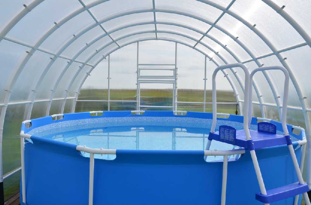 Строительство бассейна в теплице из поликарбоната