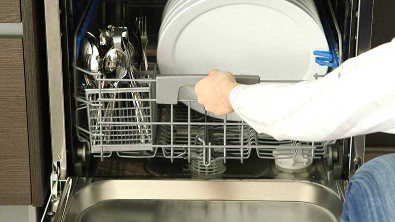 Как загружать посуду в посудомоечную машину правильно