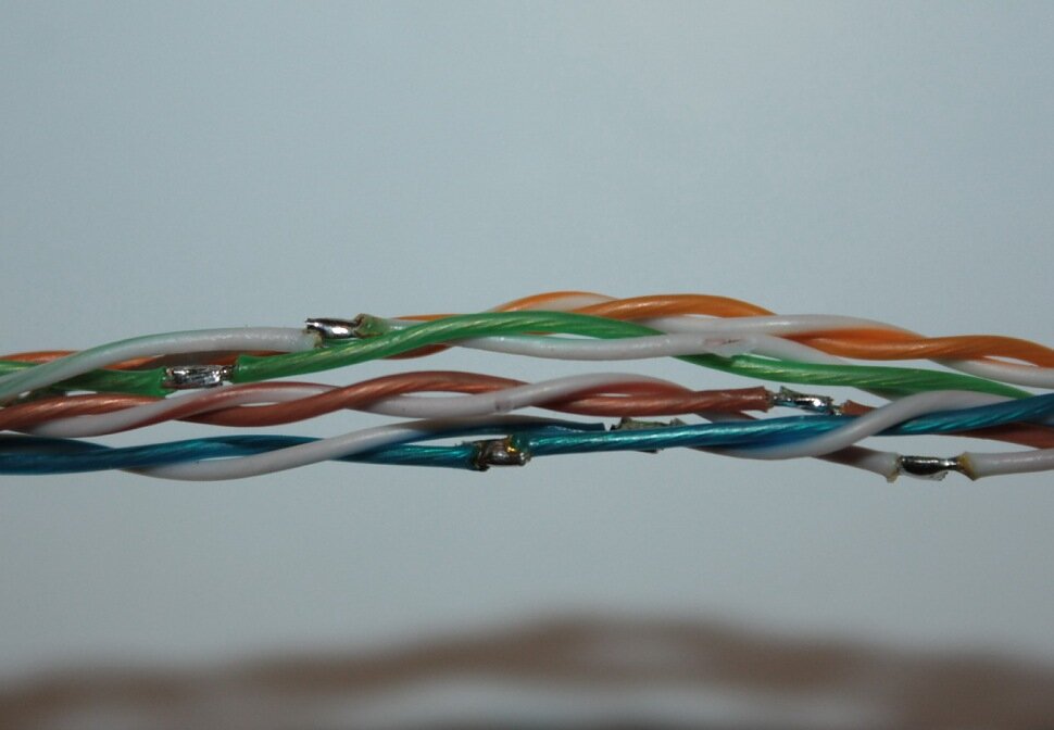 Можно ли соединить интернет кабель скруткой - мастерок