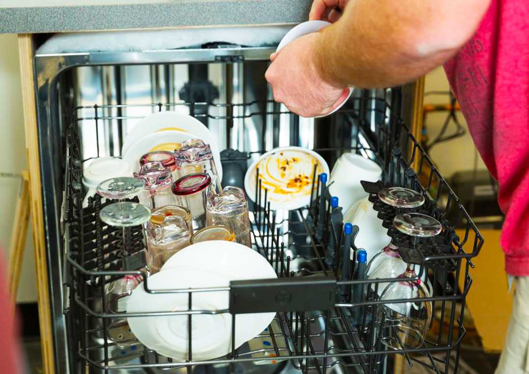 Посудомоечная машина не греет воду | холодная вода в посудомоечной машине