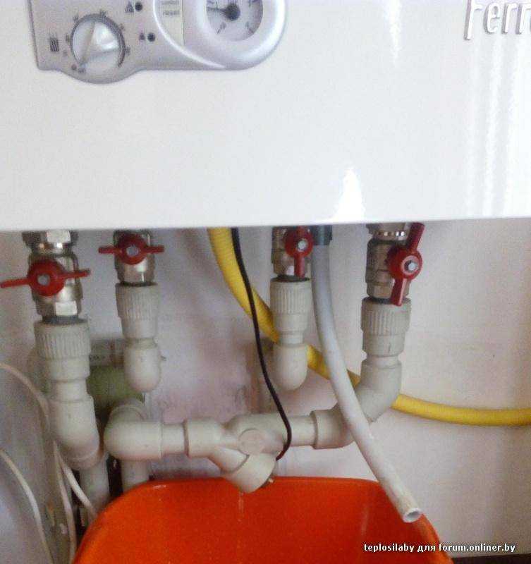 Как слить воду из системы отопления с газовым котлом